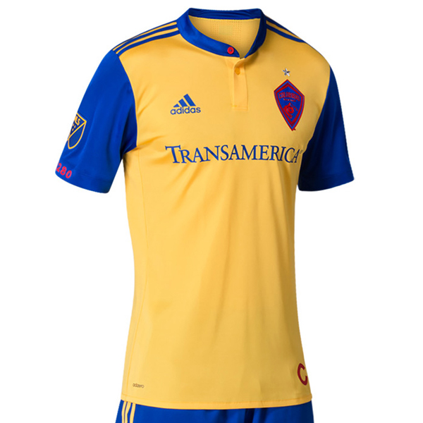 Kit Nerd Corner : Chicago away, NYRB home & Colorado away